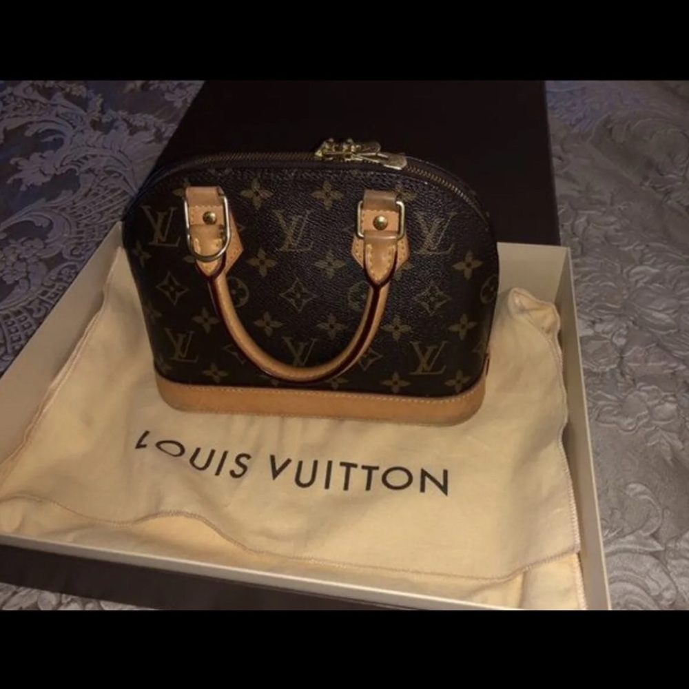 Louis Vuitton Alma BB